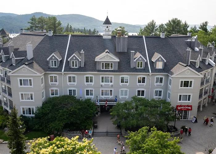 Holiday Inn Express & Suites Tremblant